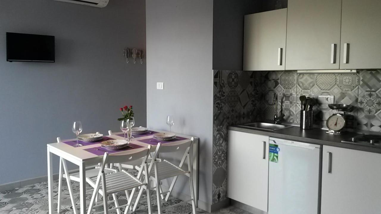 Home Lotus Flower Labin  Exterior foto